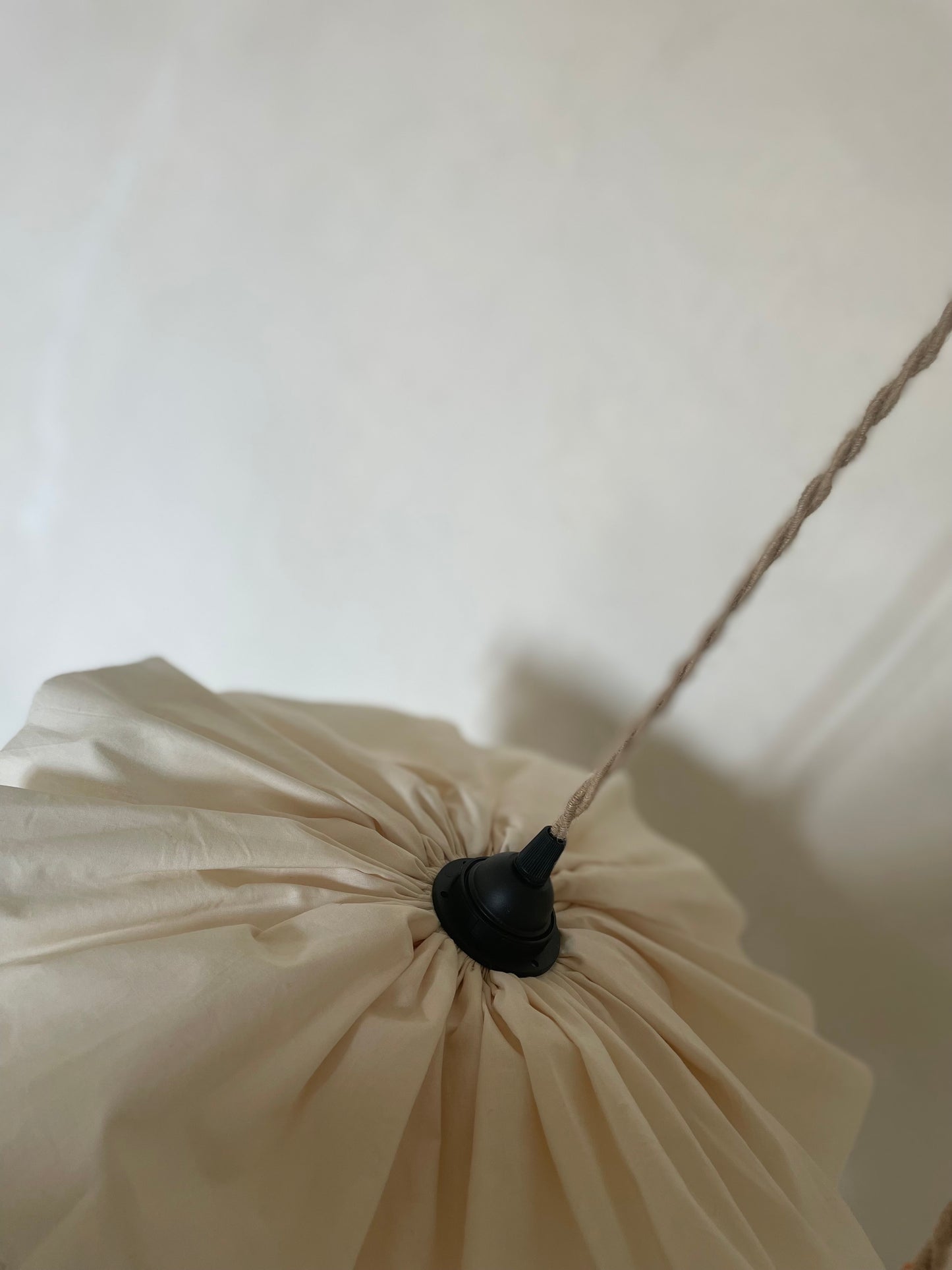 Lámpara  POPPY blanco roto