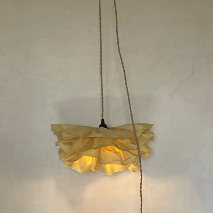 Lámpara BLOOM amarillo polvo